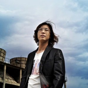 胡秀英脱了内裤让人看照片
